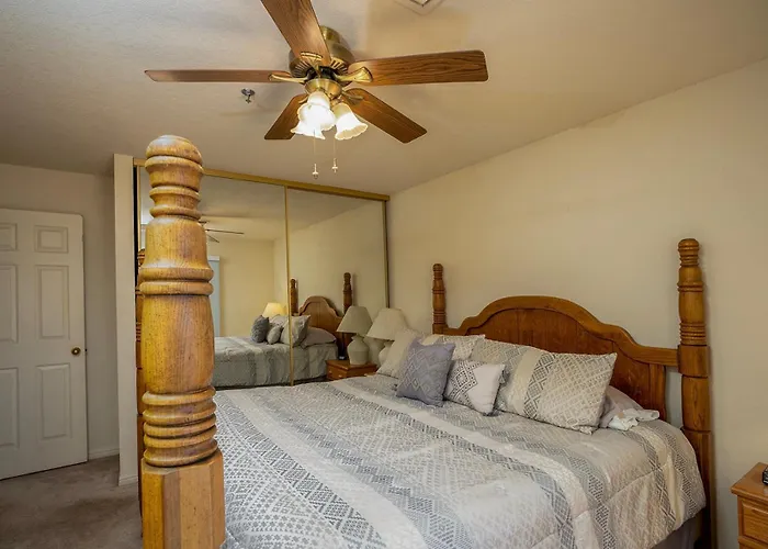Holiday home Great Townhome On The Island Launch Your Boat In Minutes