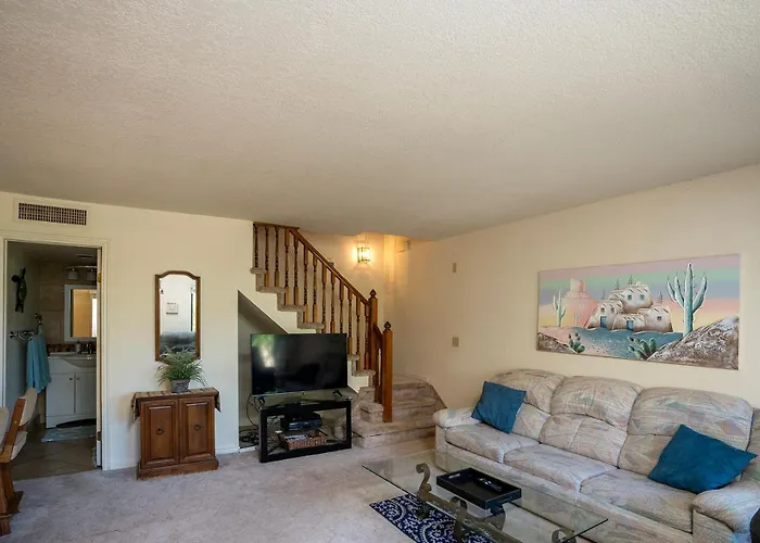 Great Townhome On The Island Launch Your Boat In Minutes Holiday home Lake Havasu City